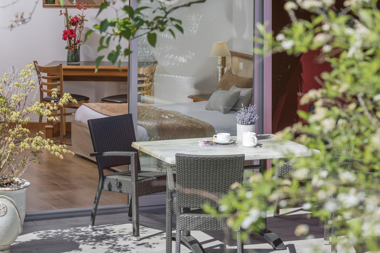 Le Flamboyant Hotel Annecy Exterior foto