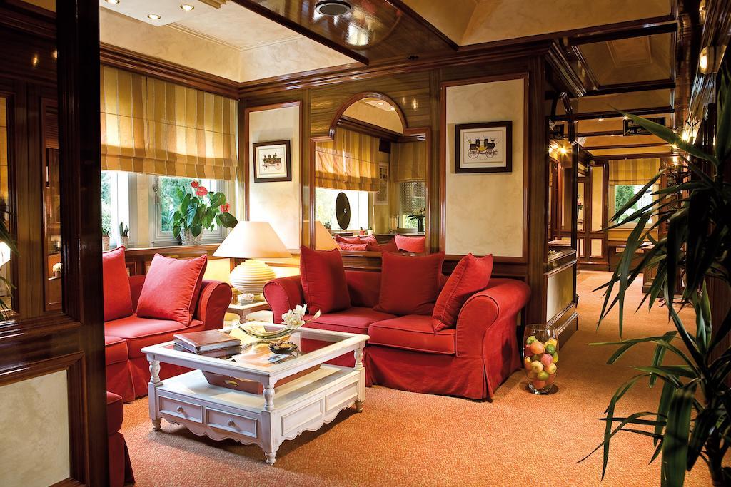 Le Flamboyant Hotel Annecy Exterior foto